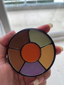 INSIGHT | Pro Concealer Palette