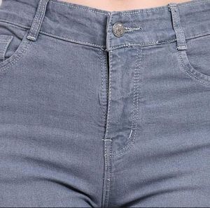 New with Tags Grey Denim Jeans 28 Waist