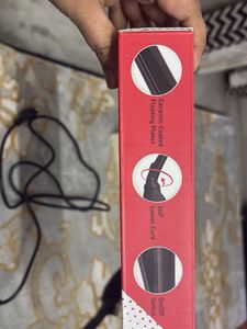 Iconic Me Black Beauty Hair Iron