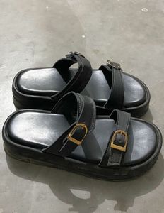 platform sandal from myntra