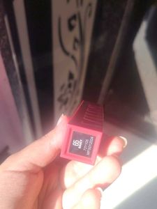 Maybelline vinyl ink lipstick shade Saucy