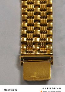 RARE Vintage Gold Rhodium Plated Watch (UNISEX)