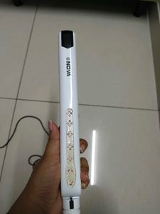 Nova Hair Straightener