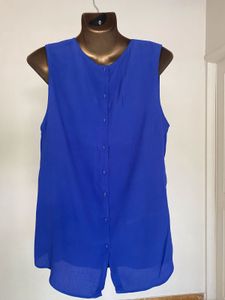 Stylish Sleeveless Top Electric Blue Back Button
