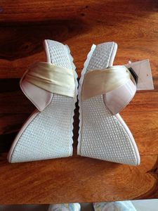 One Time Used Marc Loire Solid Heels