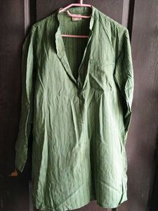 Aakriti Kurta