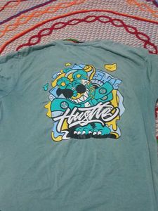 Hustle Graphic T-Shirt