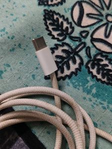 iphone 15/16/17 original cable