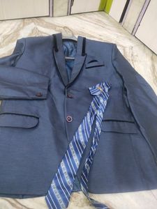 Nice And Very Pretty Bleser Suit Pent Blezser Tie