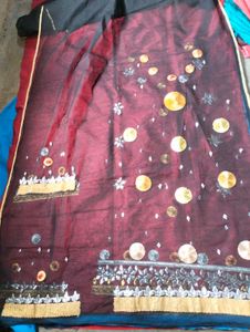 New Hand Zari work Suits Ne