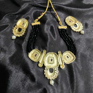 Beautiful Ethnic Party Wear Set