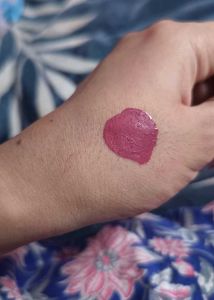 Blue Heaven Hype Weightless Liquid Matte Lipstick