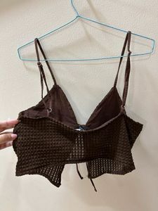H&amp;M Front Tie Detail Crop Top