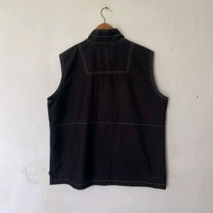 Vintage Black Sleeveless Puffer Vest