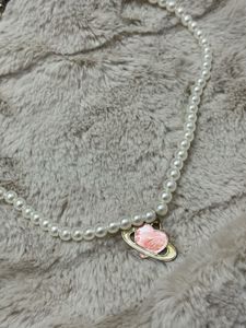 Pretty Pearl Heart Necklace