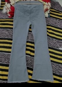HIGH-WAIST SKINNY FLARED JEANS