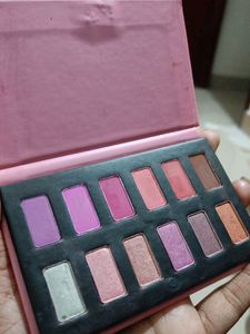 Popxo Vibe Check - 12 Eyeshadow Kit