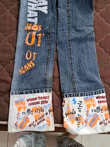Boot Cut Style Jean&#39;s, 90s Jean&#39;s Monkey Wash.  Ball Bottom Type Of