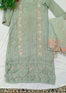Elegant Pakistani Handwork Embroidery Kurta Set
