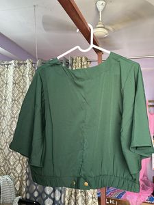 Green Cropped V-Neck Top