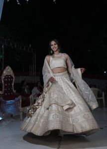 beautiful lehnga for weeding