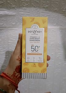 Dot &amp; Key Vitamin C+E Sunscreen SPF 50