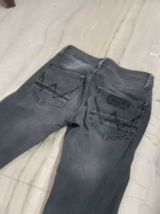 Wrangler Grey Wash Jeans