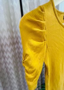 Ribbed Puffed Sleeves Mustard Fitted Top/ XS