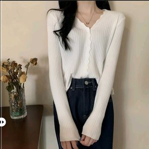 New with tag Pinterest Korean White Ribbed Knit Ca