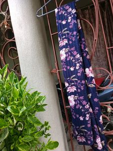 Combo Of 2 Branded Beautiful Scarfs For Women 💙🤍