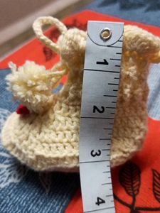 0-6 Months Baby Woolen Mittens And Booties