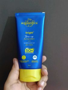 Aqualogica Bright+ Tone Up Sunscreen