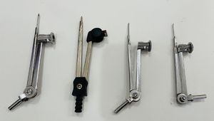 Set Of 4 Compass