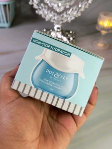 Dot&amp;Key 72Hr Hydrating Gel + PROBIOTIC Moisturizer