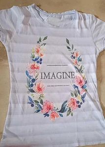 Floral Imagine Tee 😍