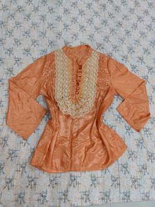 Shimmery Vintage Top ✨