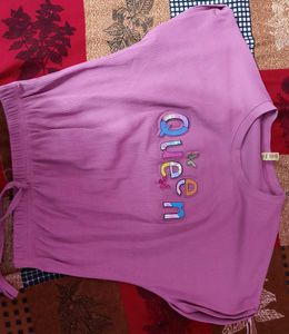 Queen Graphic Tee - Cute &amp; Comfy