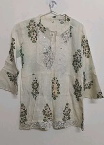 Elegant Embroidered Kurta