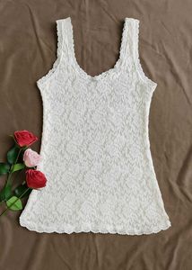 🎀Beautiful White Lace Top