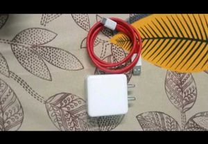 OPPO SUPERVOOC 80 WATT MOBILE CHARGER TYPE C NEW