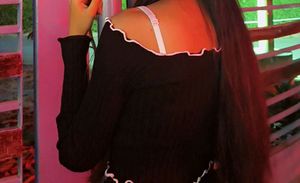 Korean Black Top