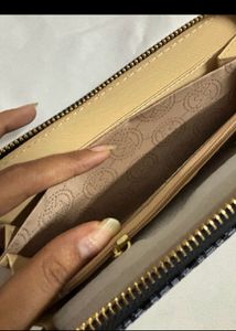 🔥 Your First Branded Clutch❤️