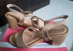 Block Heeled Platforms With Ankle Loop