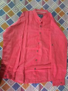 Men&#39;s Casual Shirt