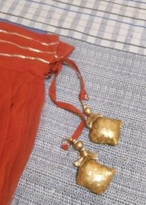 lehanga with dupatta (no blouse)