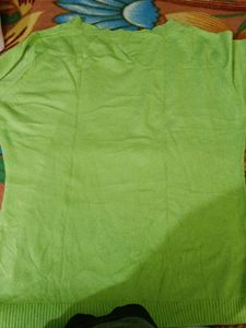 Woolen Top Green
