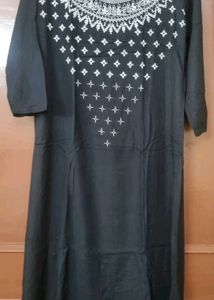 Black Embroidered Kurti