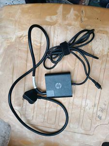 HP 65W Charges Type C