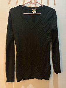 V neck pullover sweater