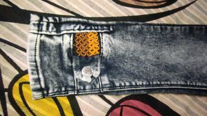 Designer Jins